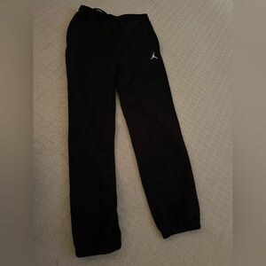LIKE NEW Boys Jordan’s Sweats size XL
